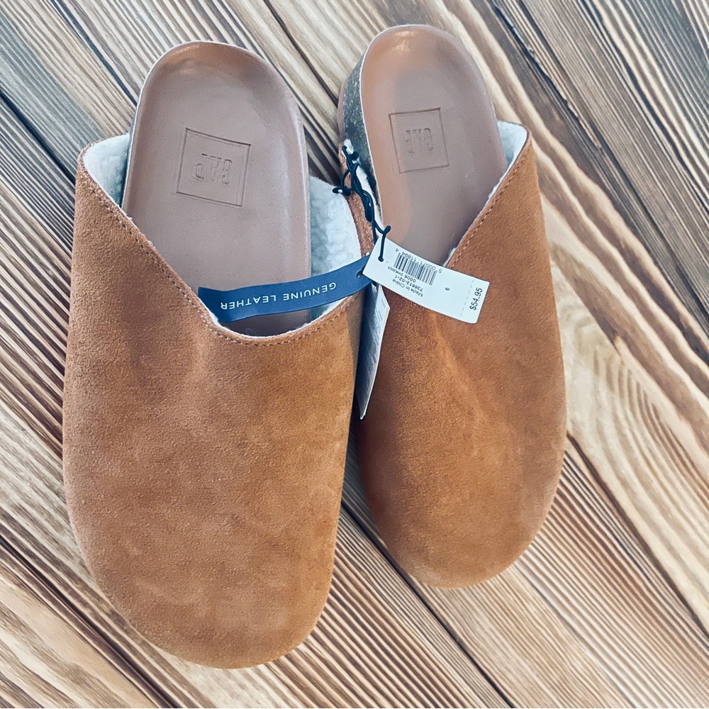 Leather/Suede mule slippers comfy Sherpa Lined NWT